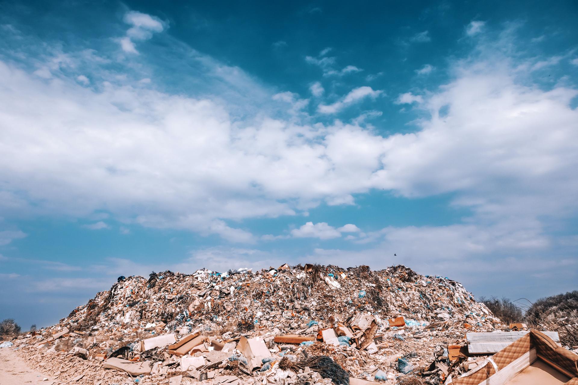 _Fast fashion has wreaked havoc on the environment for too long._