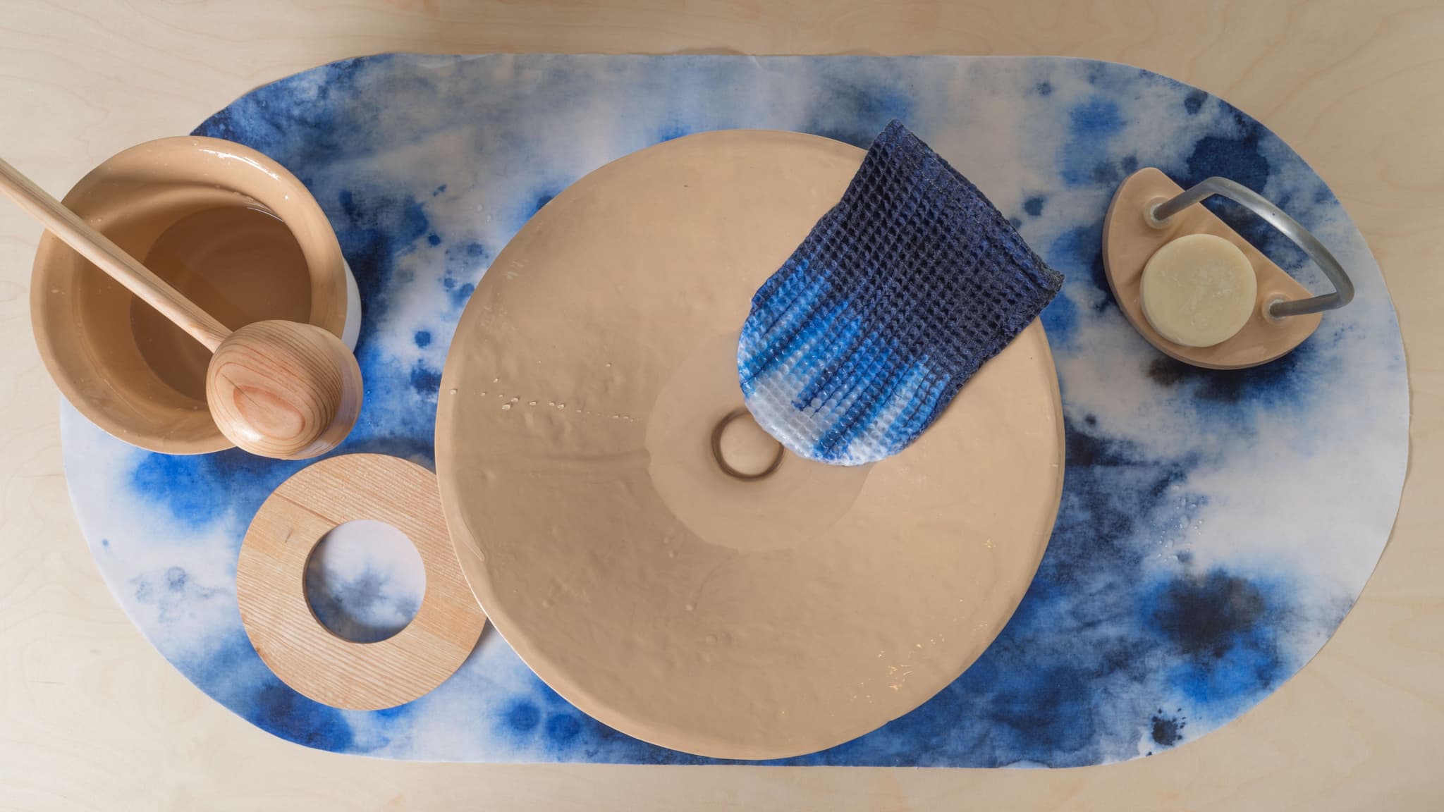 Second-Life Packaging And Low-Tech Hygiene From Cork, Cloth And Ceramics