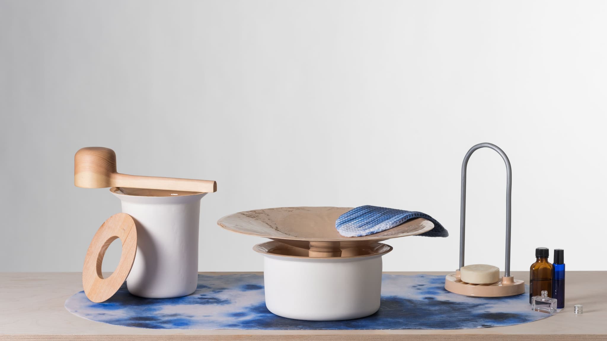  Us et coutumes: hygiène by Clémence Valade 