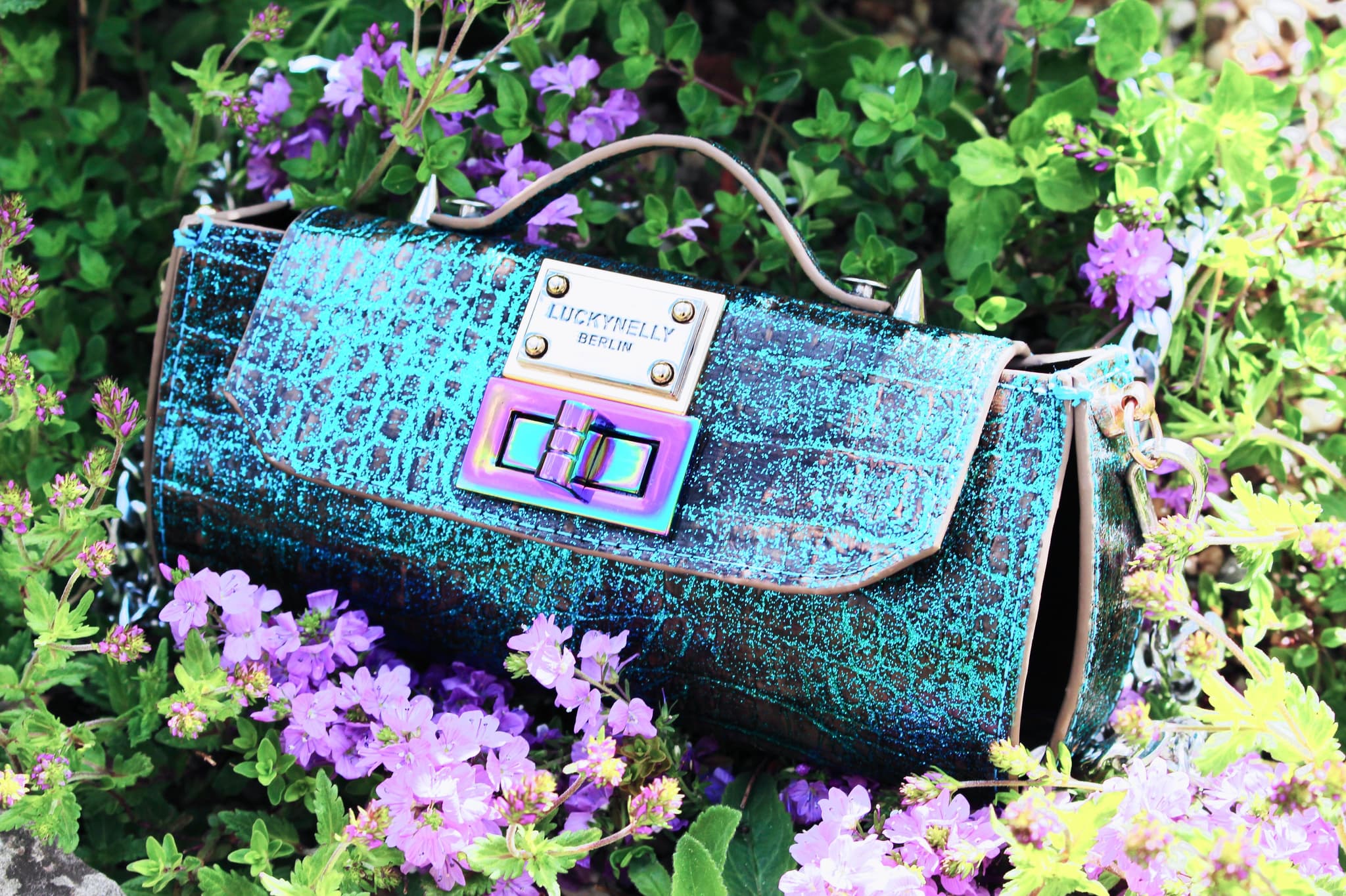 LUCKYNELLY vegan handbag