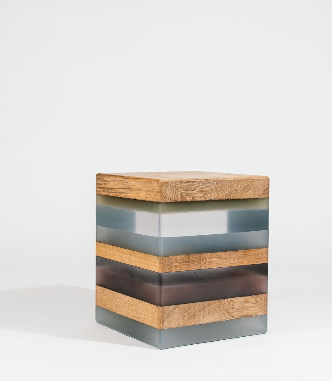 PREAMBLE Collection - Bespoke resin & solid teak side table (Photo credit: @P.H.I. Interior)
