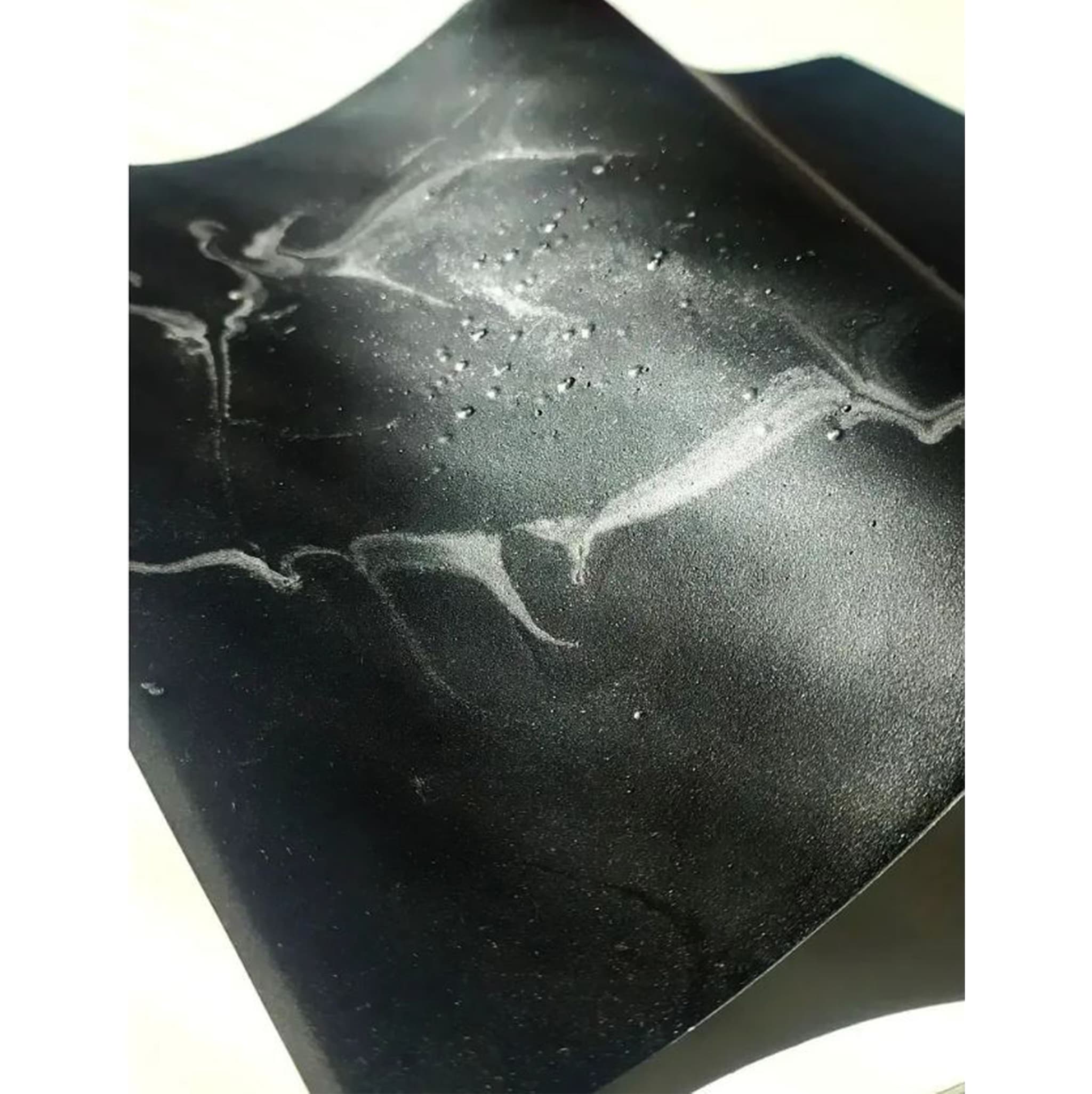 Activated charcoal bioplastics by Selenia Marinelli