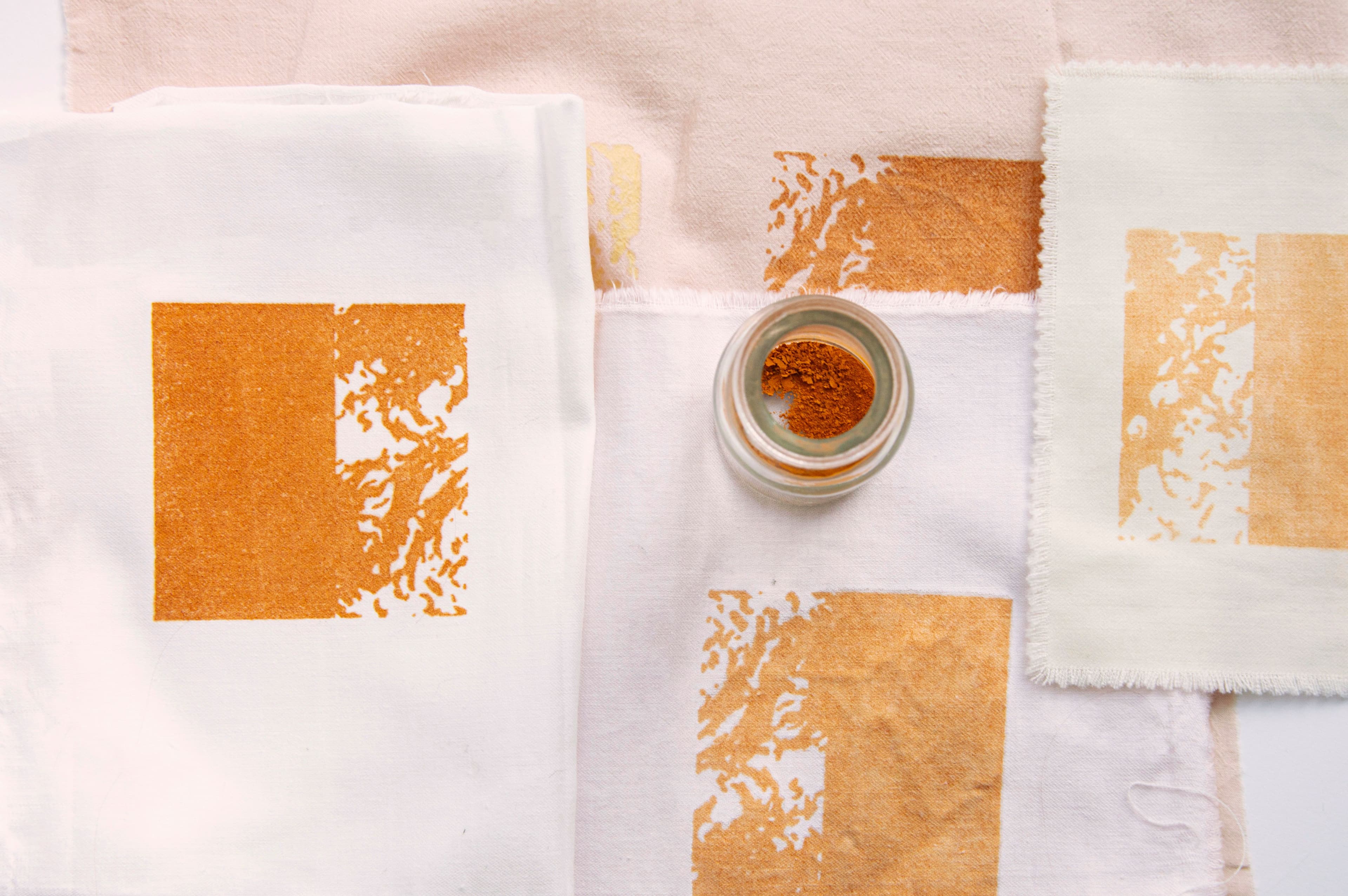 Crushing the Rocks: A Mineral-Based Rethink of Textile Design with Petra Vicianová