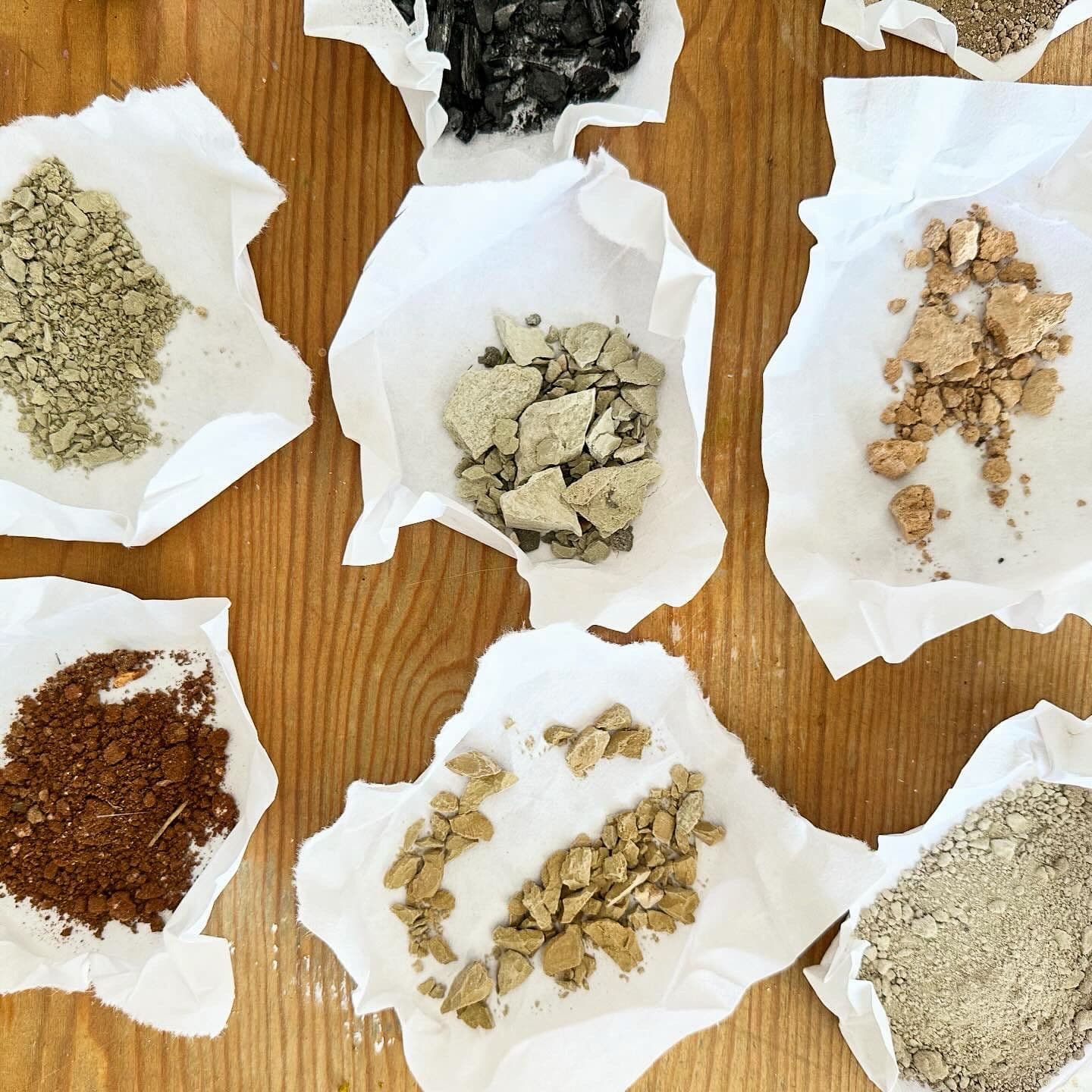 Emily transforms earth into pigments, botanicals into inks, and plant fibers into woven creations. (© 2024 Emily Zadoretzky All Rights Reserved)