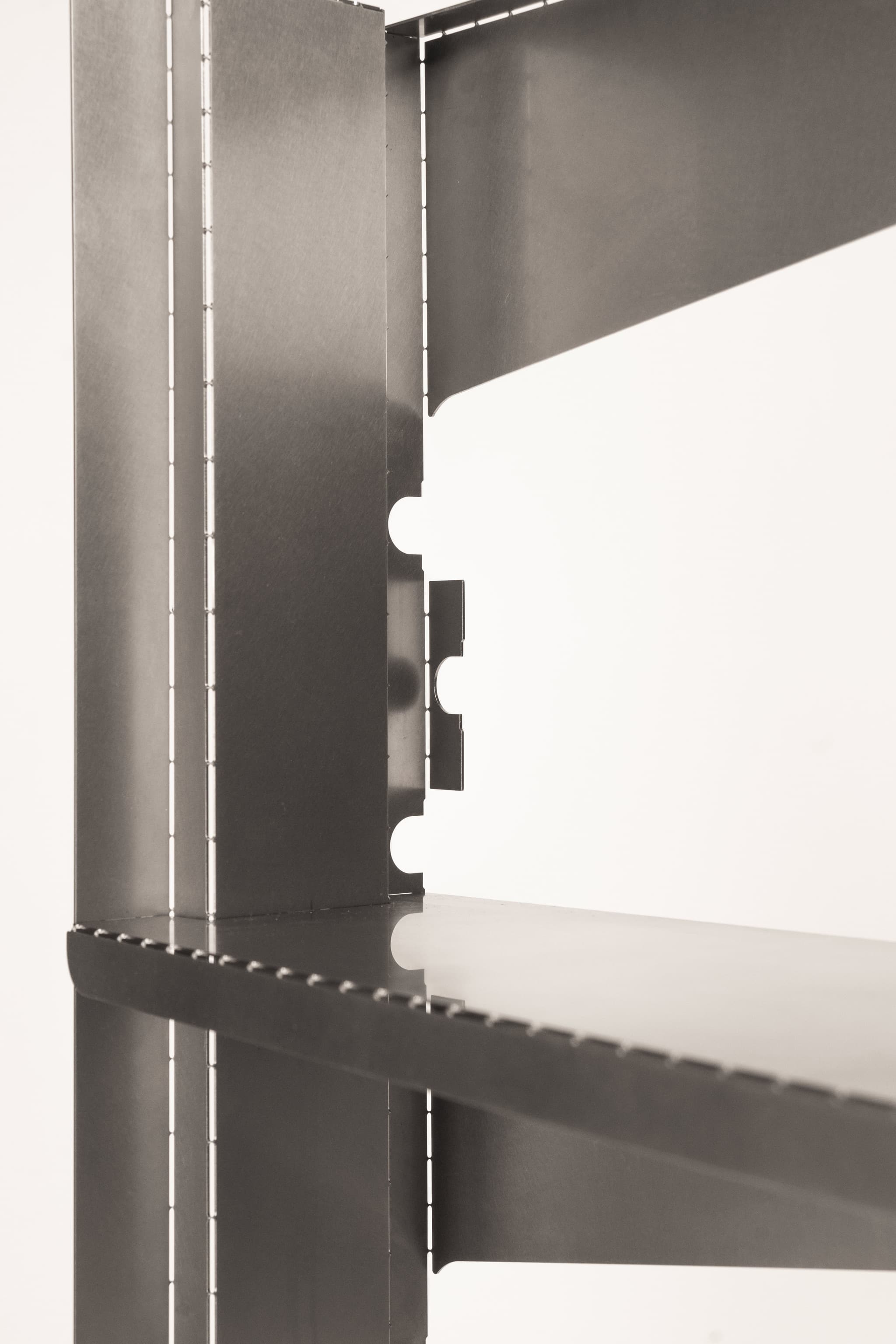 Closeup view of the HBMS Shelf