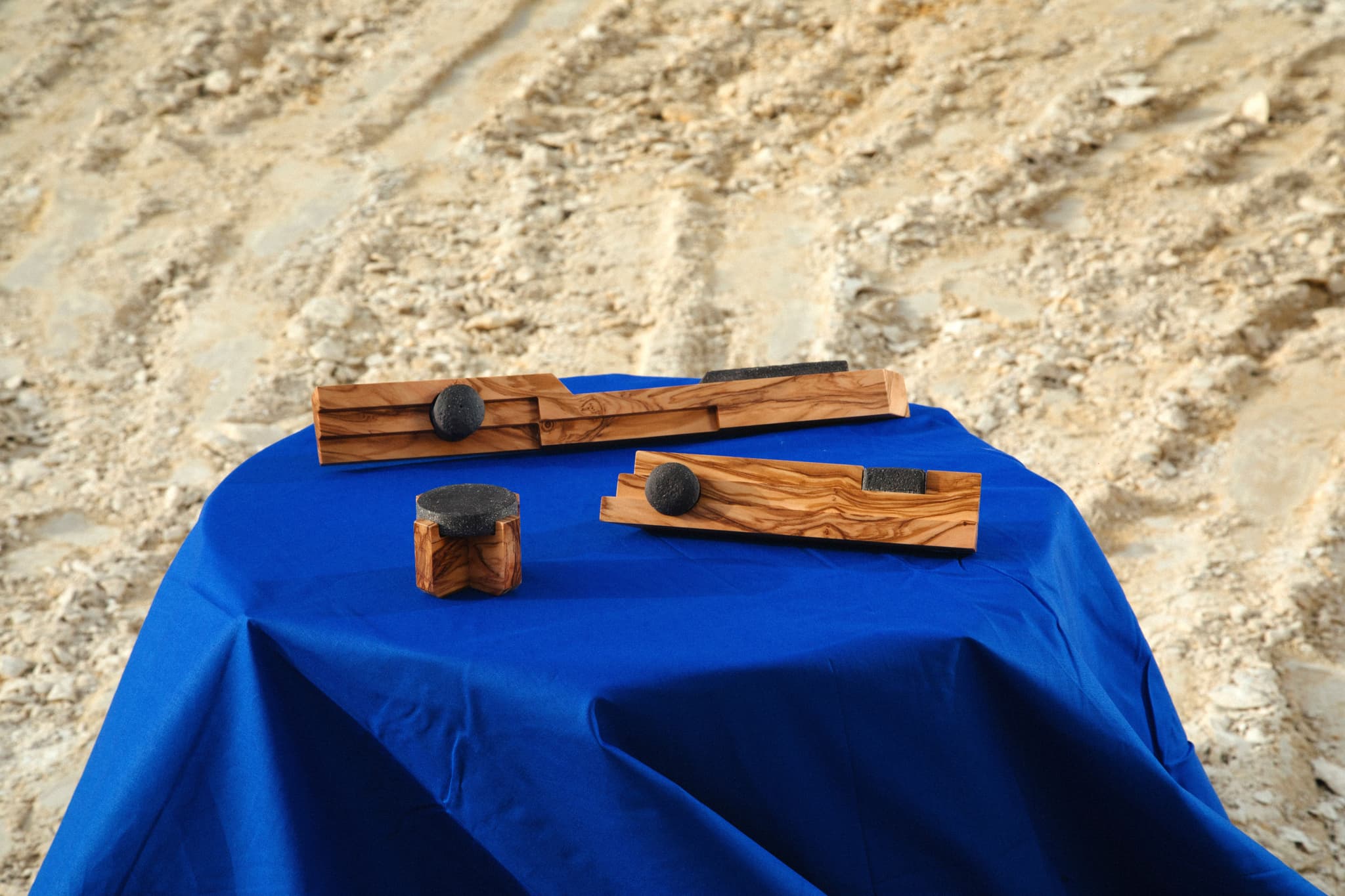 Different designs of "Fragment" furniture handles (Photo by Studio Sospeso)