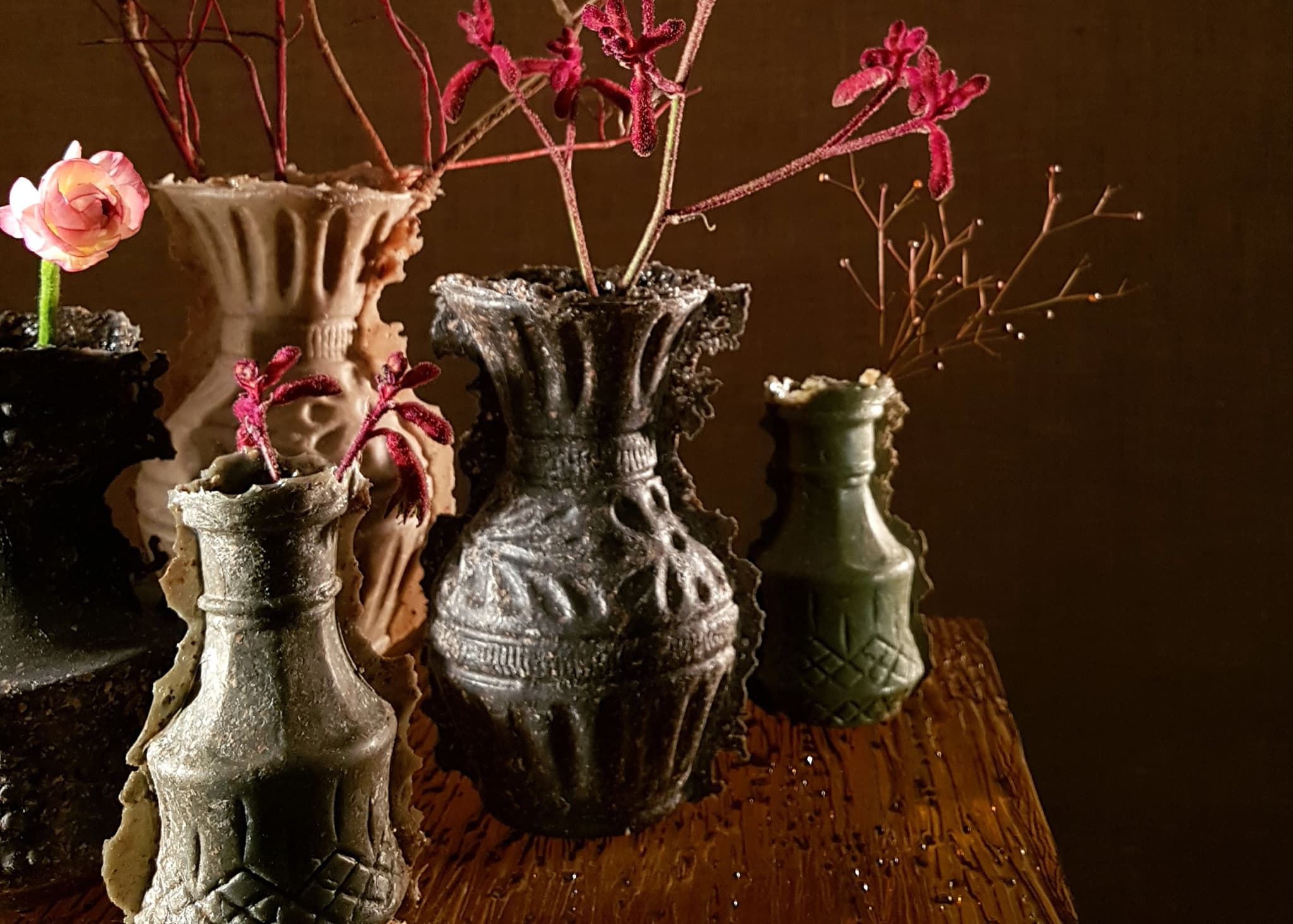 Vases LOEV by Renate Vos (Photo: Dani Smulders)