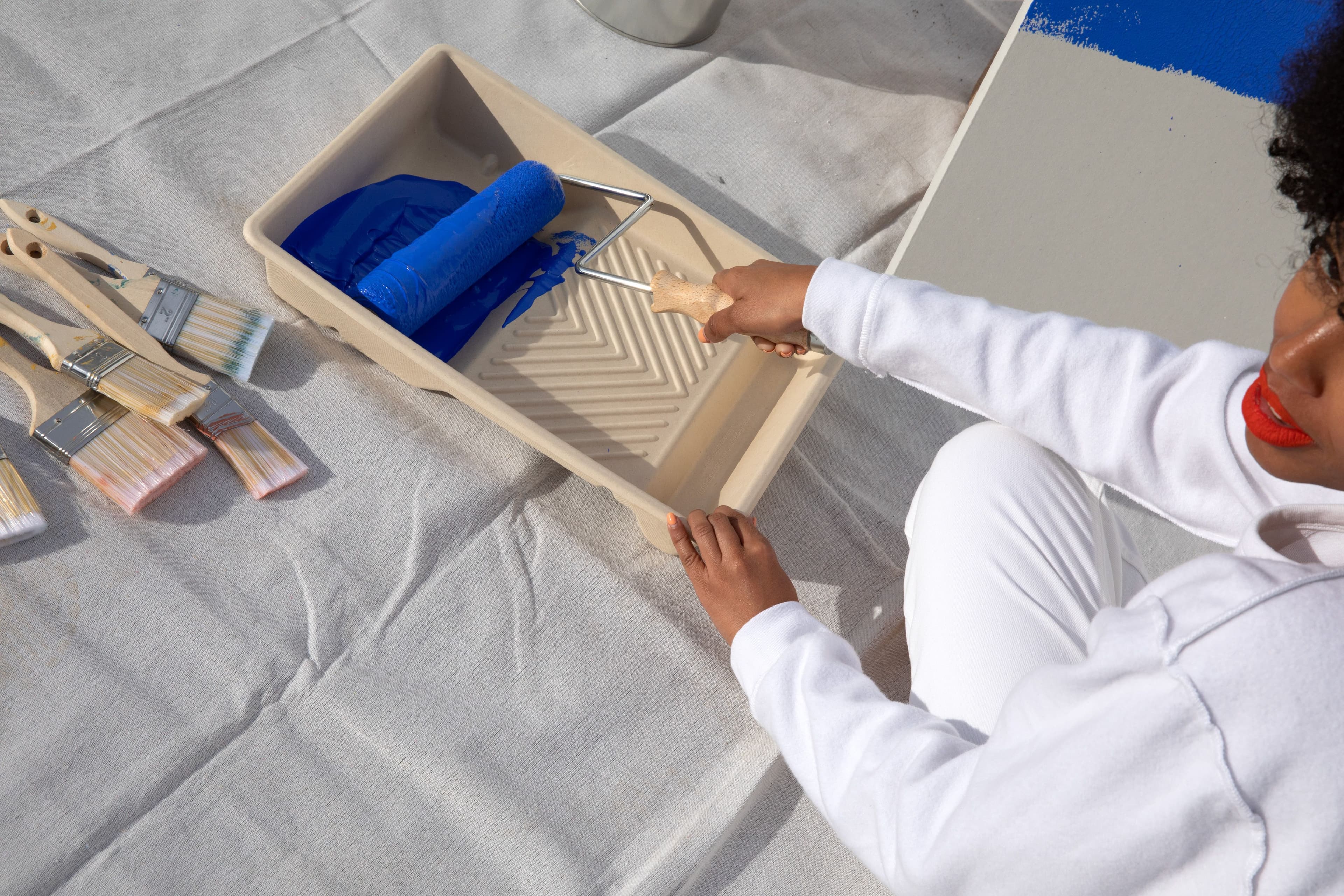 Alkemis Paint Replaces Plastic Binders with Quartz-Based, Zero-VOC Mineral Paint