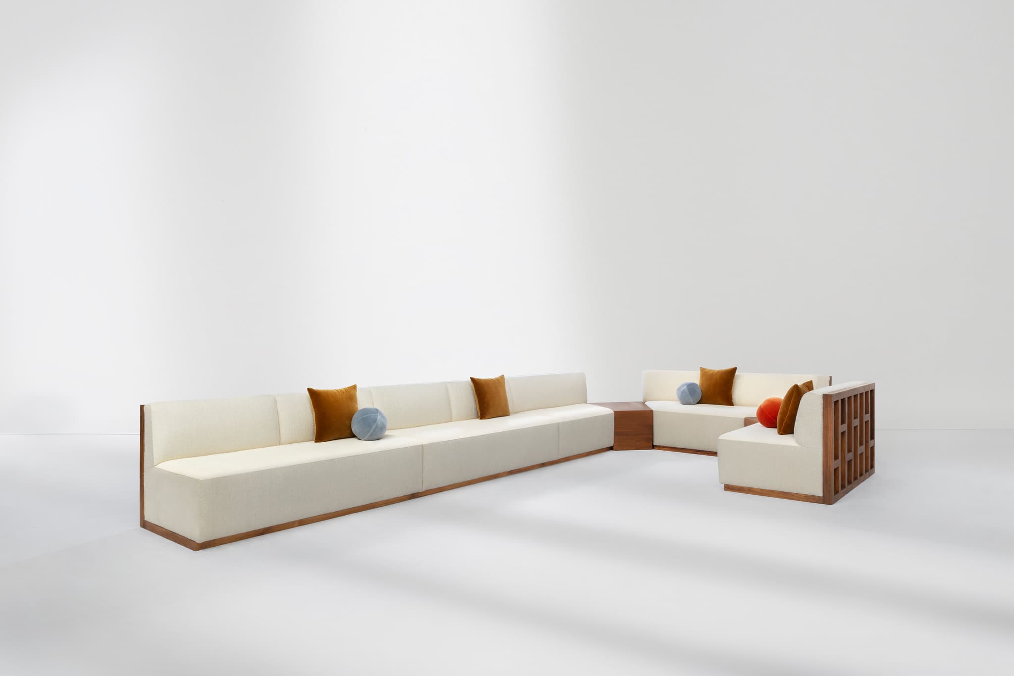 Bespoke Oak Sofa - Philein Collection (Photo credit: @P.H.I. Interior)