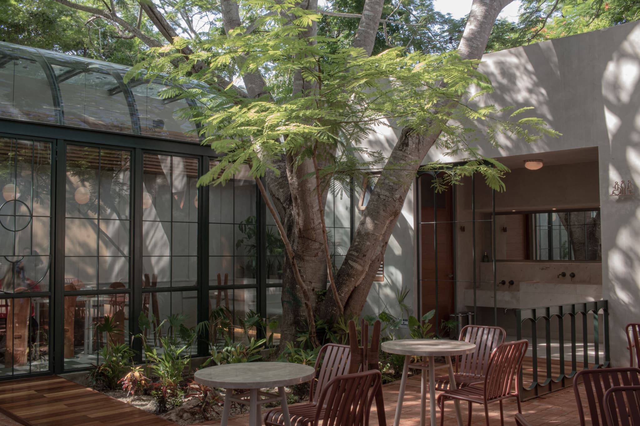 Te Extraño, Extraño (2023) by FMT Estudio. Bringing the design from the previous image to life. The material choices define the design of this restaurant, blending architecture, nature and cuisine.