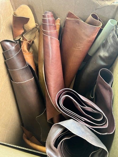 We evaluated their leather sample hides’ waste, which was created from their core collection’s development.