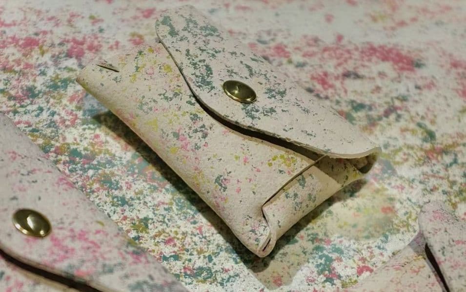 Balloon Reborn: A New Life for Rubber Through Design and Colour with lokaReboon