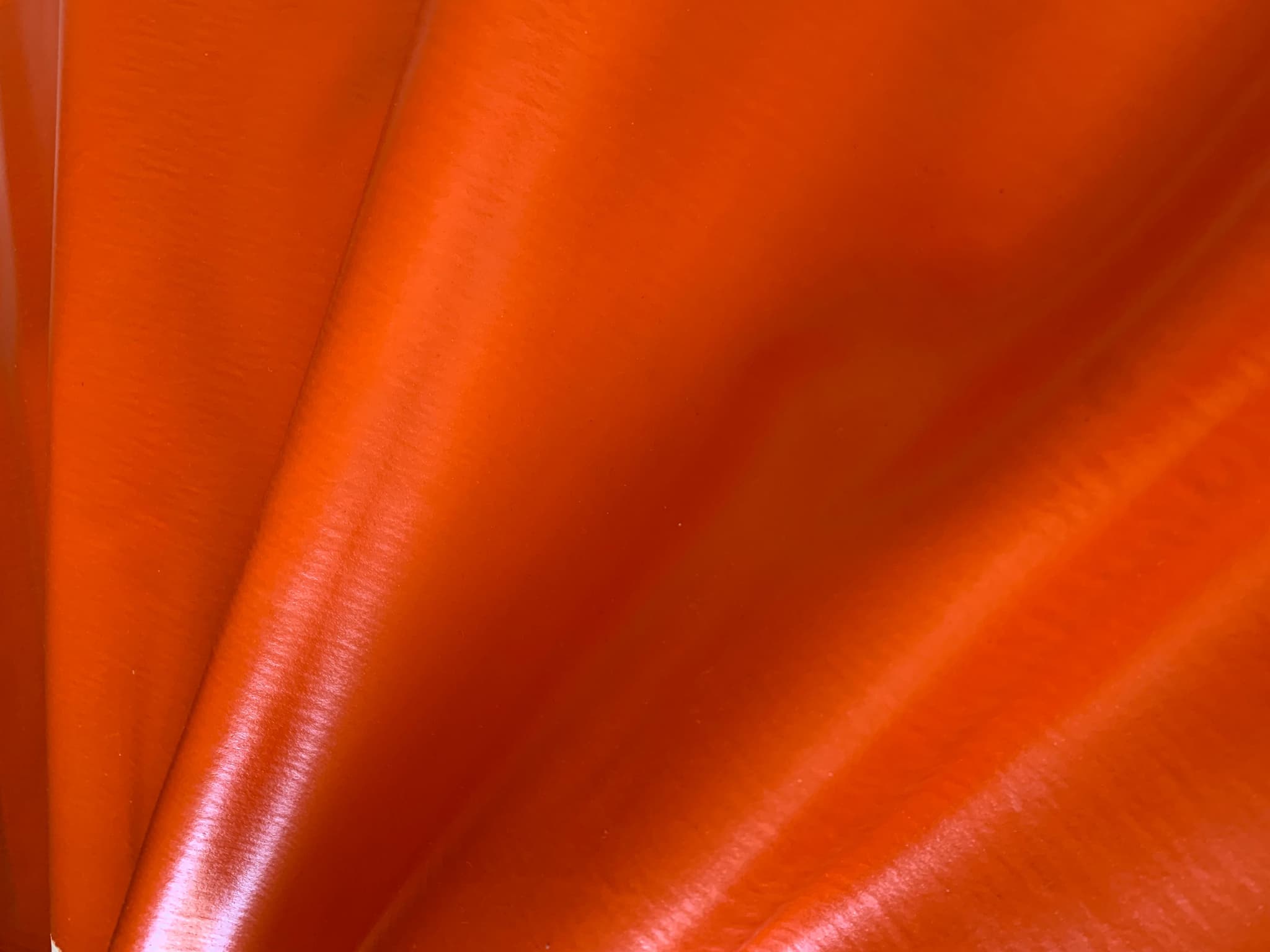 The LaVeg™ manufacturing process is clean, free from liquid residues, non-pollutant, plastic-free, and vegan.